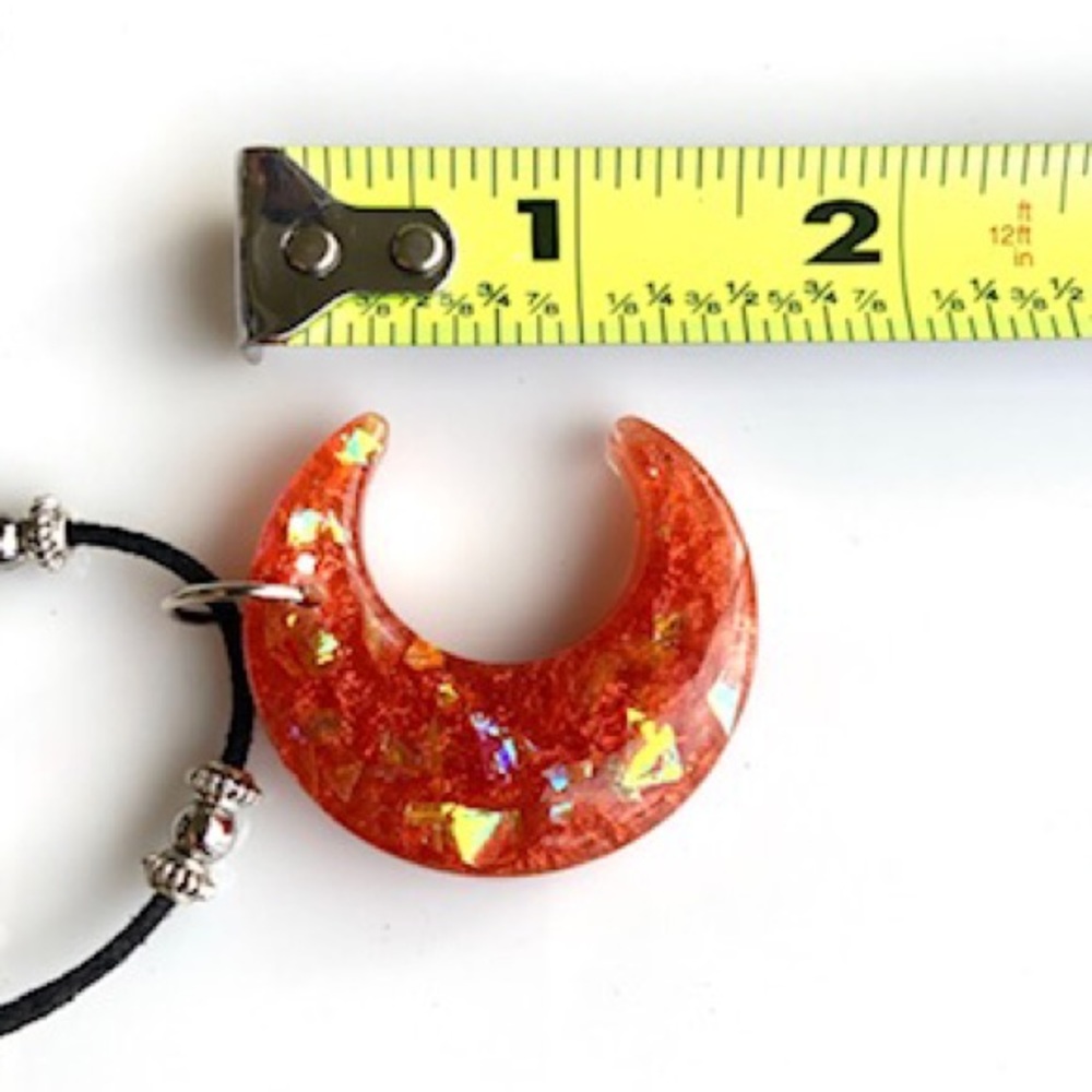Orange & iridescent glitter resin crescent moon - Picture 14 of 14